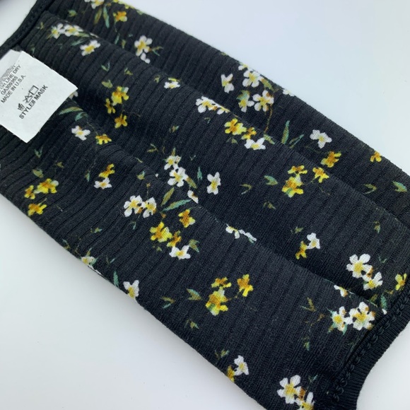 FLORAL FASHION FACE COVER - Picture 3 of 5